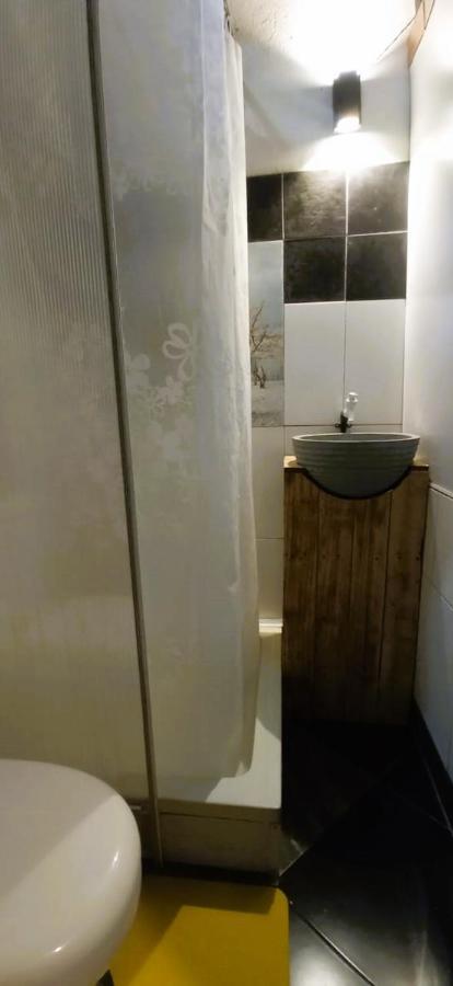 Yak City Apartments Kandy Bagian luar foto